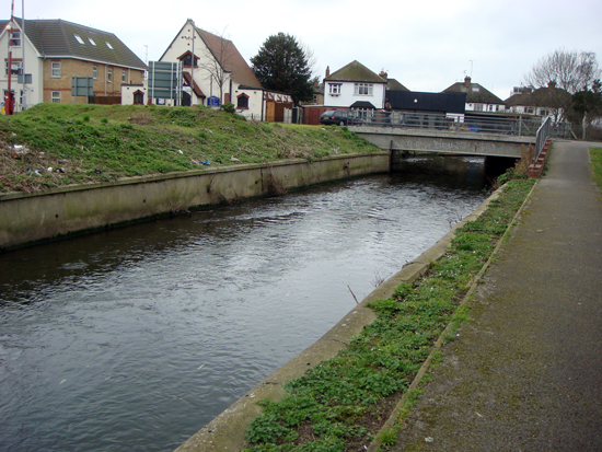 Villiers Road and the Hogsmill River